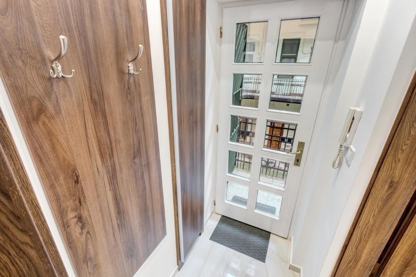 Mega Deal - Elegance - No Deposit Needed Boedapest Buitenkant foto
